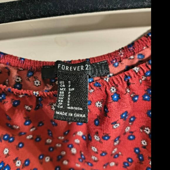 Forever 21 Small Red Blue White Floral Jumpsuit Romper. - Picture 2 of 2